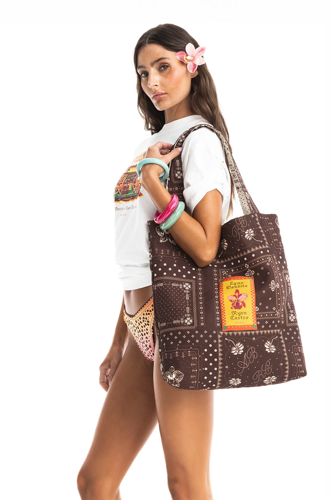 Tote bag awwa