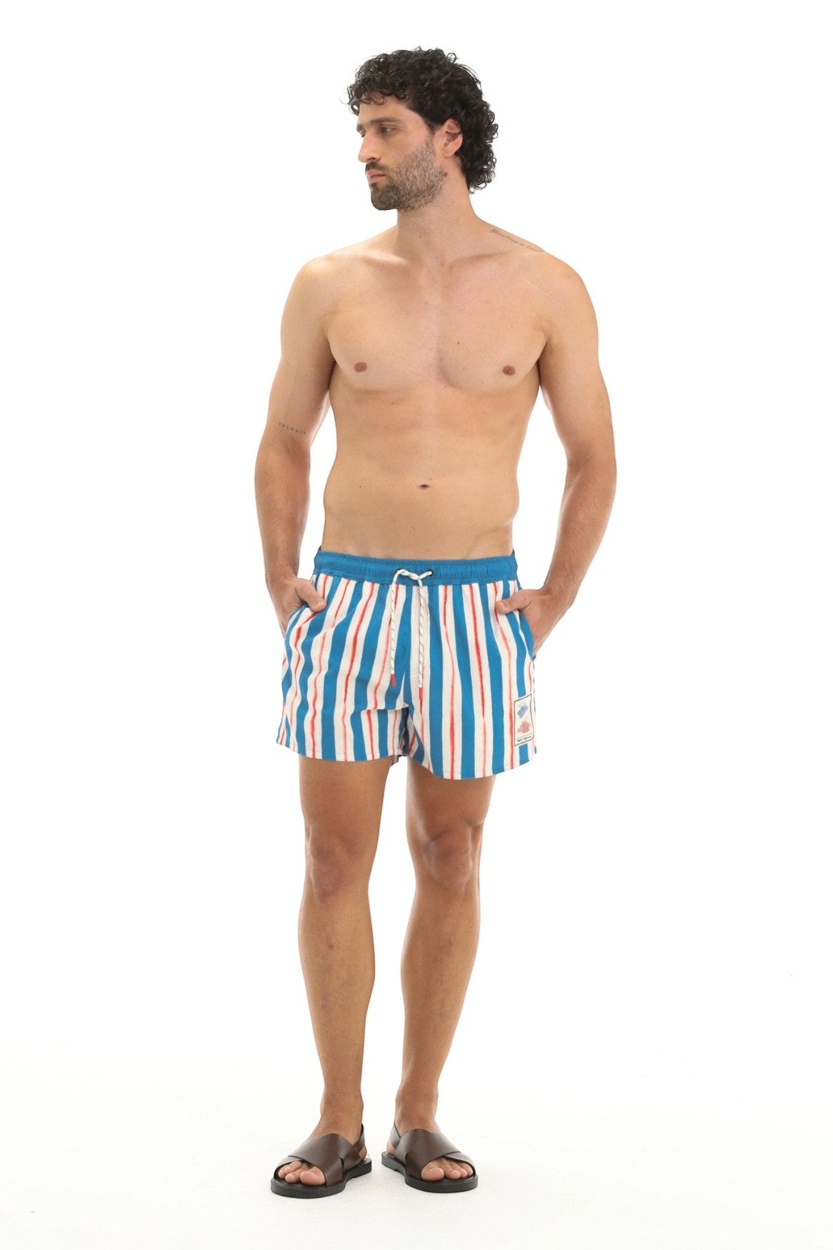 Cassius trunk catch