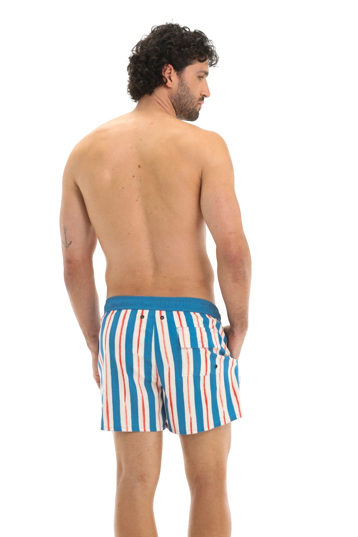 Cassius trunk catch